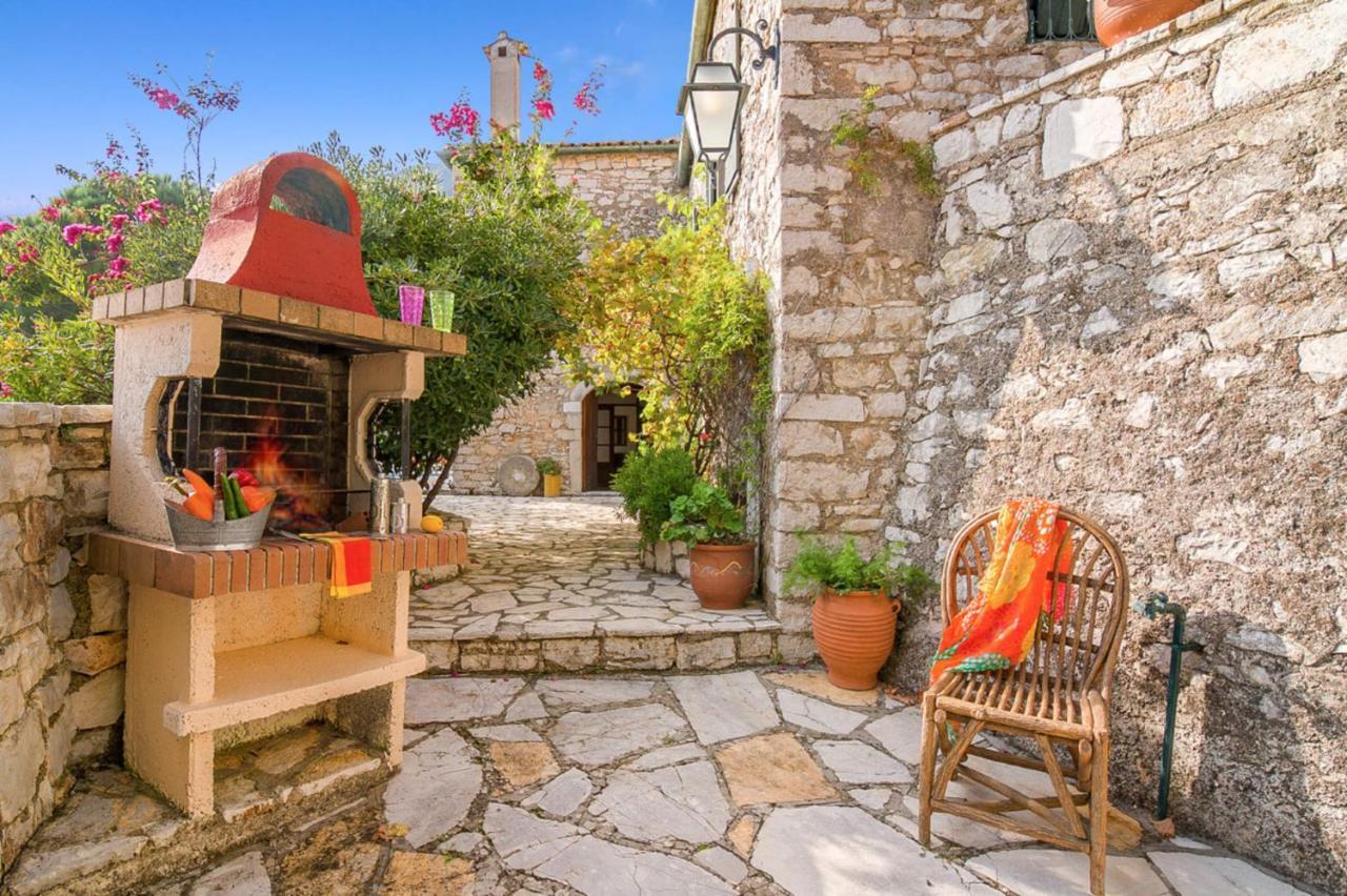 Villa Lithari, Nissaki, Corfu Vigglatouri Exteriér fotografie