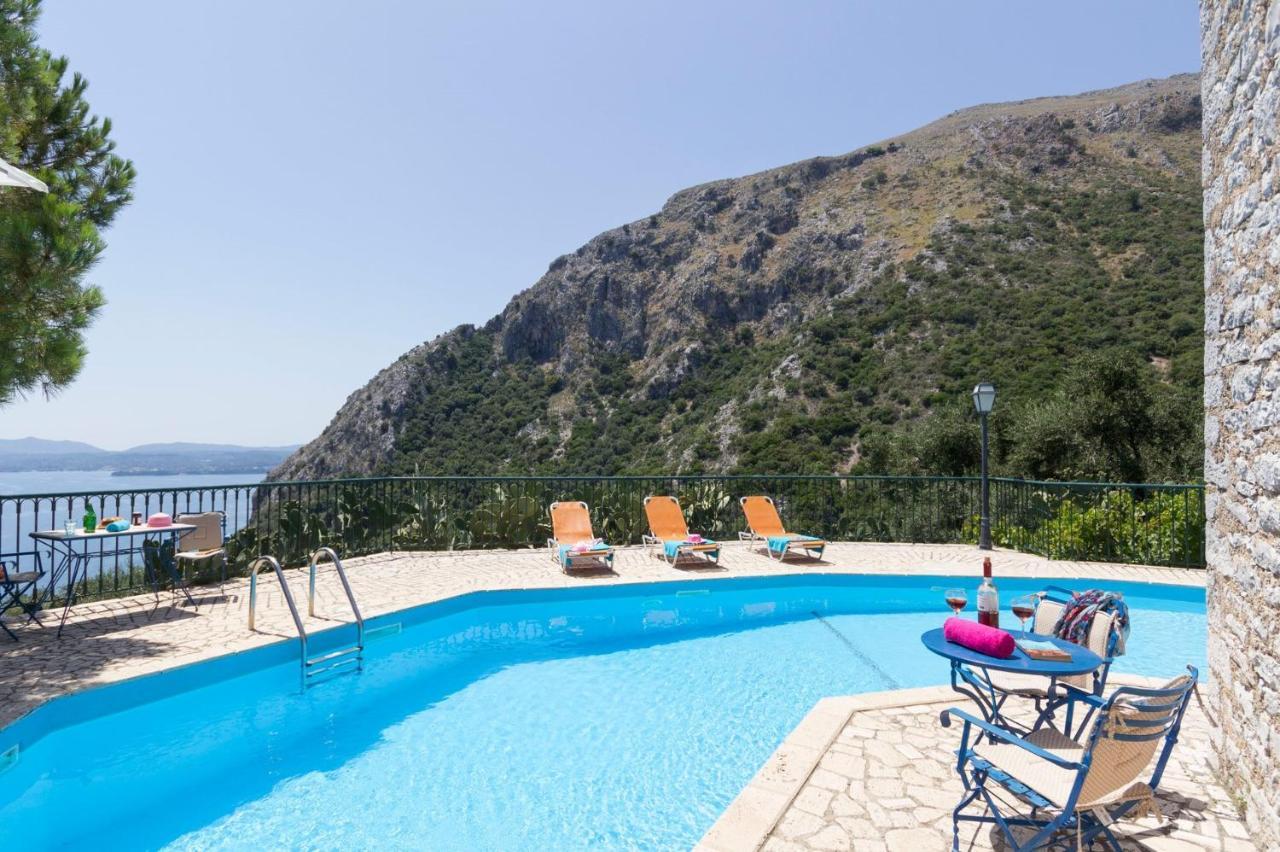Villa Lithari, Nissaki, Corfu Vigglatouri Exteriér fotografie